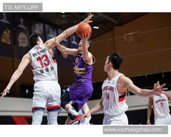 北京篮球队状态引发热议球迷对球队表现分歧明显 北京篮球队状态引发热议球迷对球队表现分歧明显