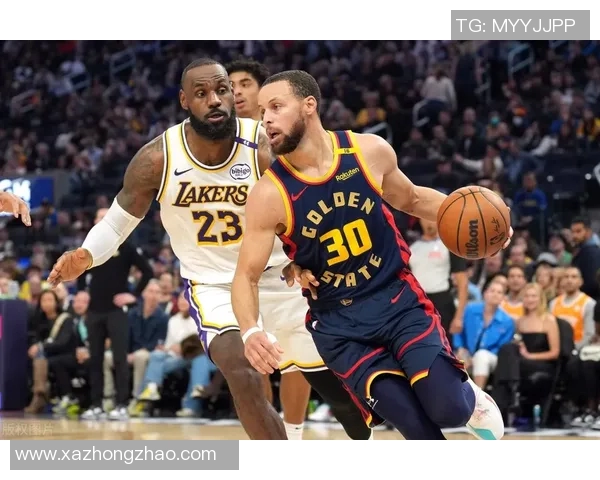 勇士队在激烈对抗中战胜湖人队展现强大实力与团队合作精神