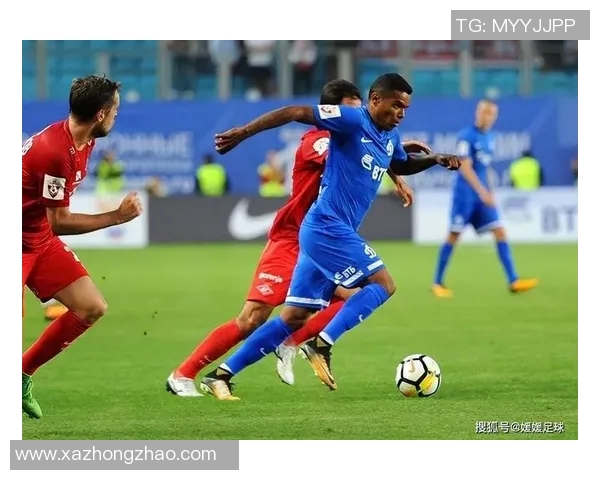 苏维埃之翼与莫斯科迪纳摩激战正酣谁将赢得这场足球巅峰对决