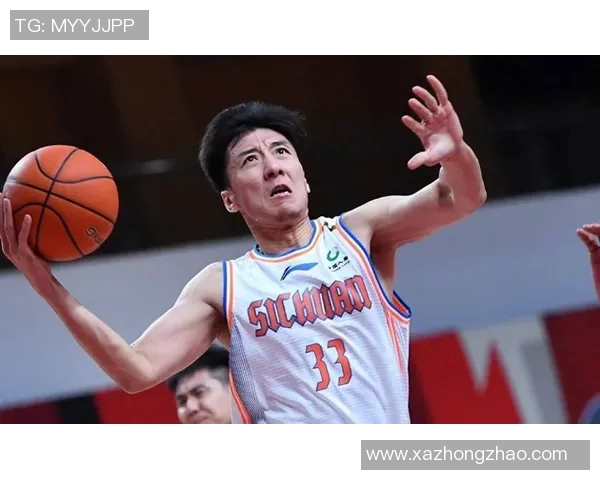 韩硕:从篮球场的拼搏到人生的精彩转折,探索他的成长与成就之路 韩硕:从篮球场的拼搏到人生的精彩转折,探索他的成长与成就之路