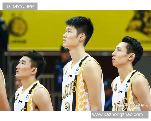 赵岩昊：从青涩新星到篮球场上的璀璨明星之路与成长故事