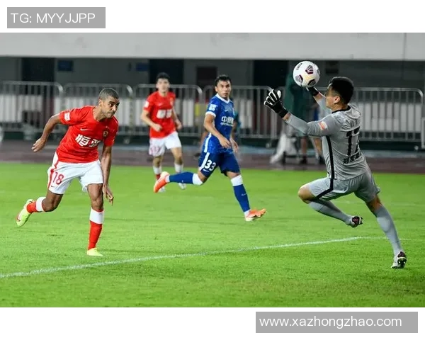 广州足球队的奋斗历程与荣耀时刻全景回顾