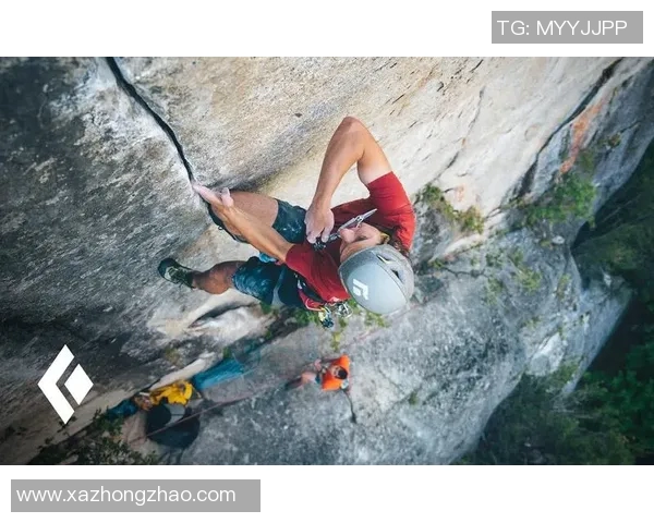 杭州攀岩队区域防守策略解析与攀岩热点的深度探讨 杭州攀岩队区域防守策略解析与攀岩热点的深度探讨